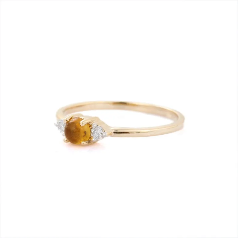 14K Gold Cabochon Citrine and Diamond Ring