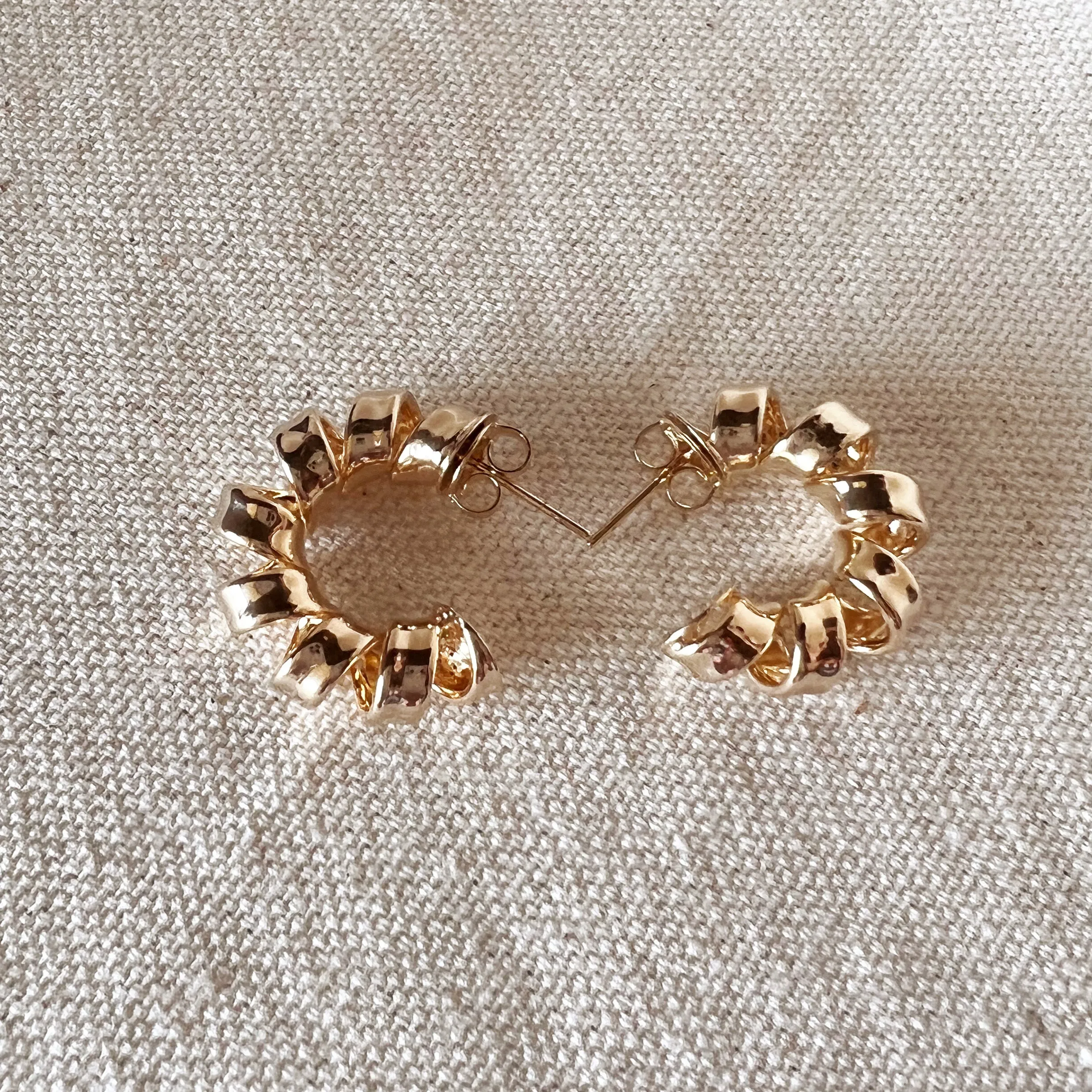 18k Gold Filled Curly C-Hoop Earrings Small