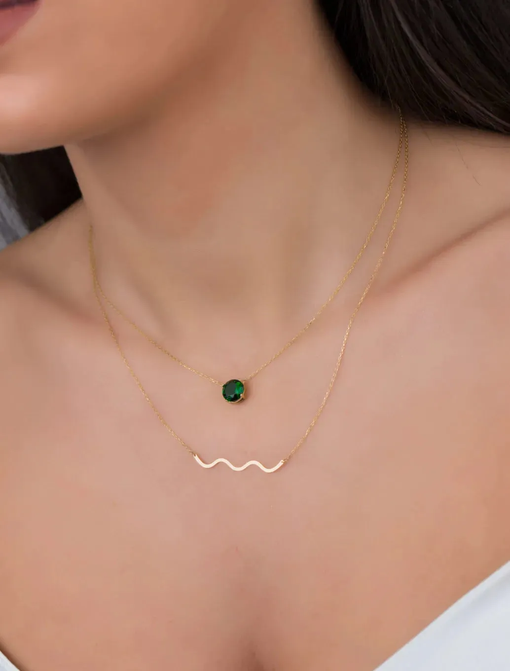 18K Gold Minimalist Wave Necklace