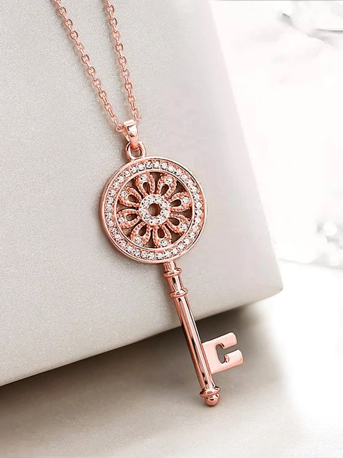 1pc Fashion Copper Cubic Zirconia Decor Key Charm Necklace For Women For Valentine's Day Gift Wedding Engagement