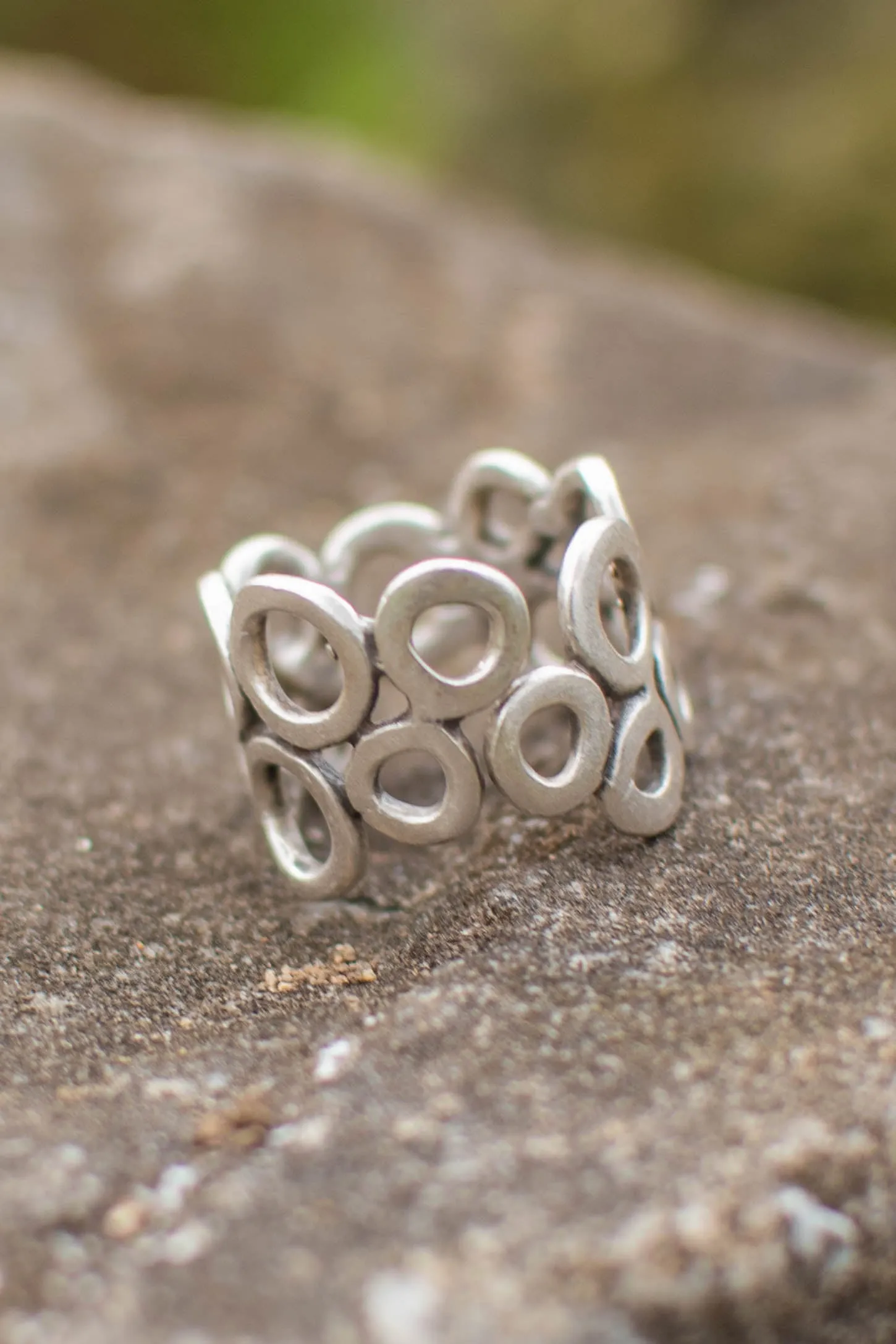 Band of Bubbles Adjustable Zamak Ring