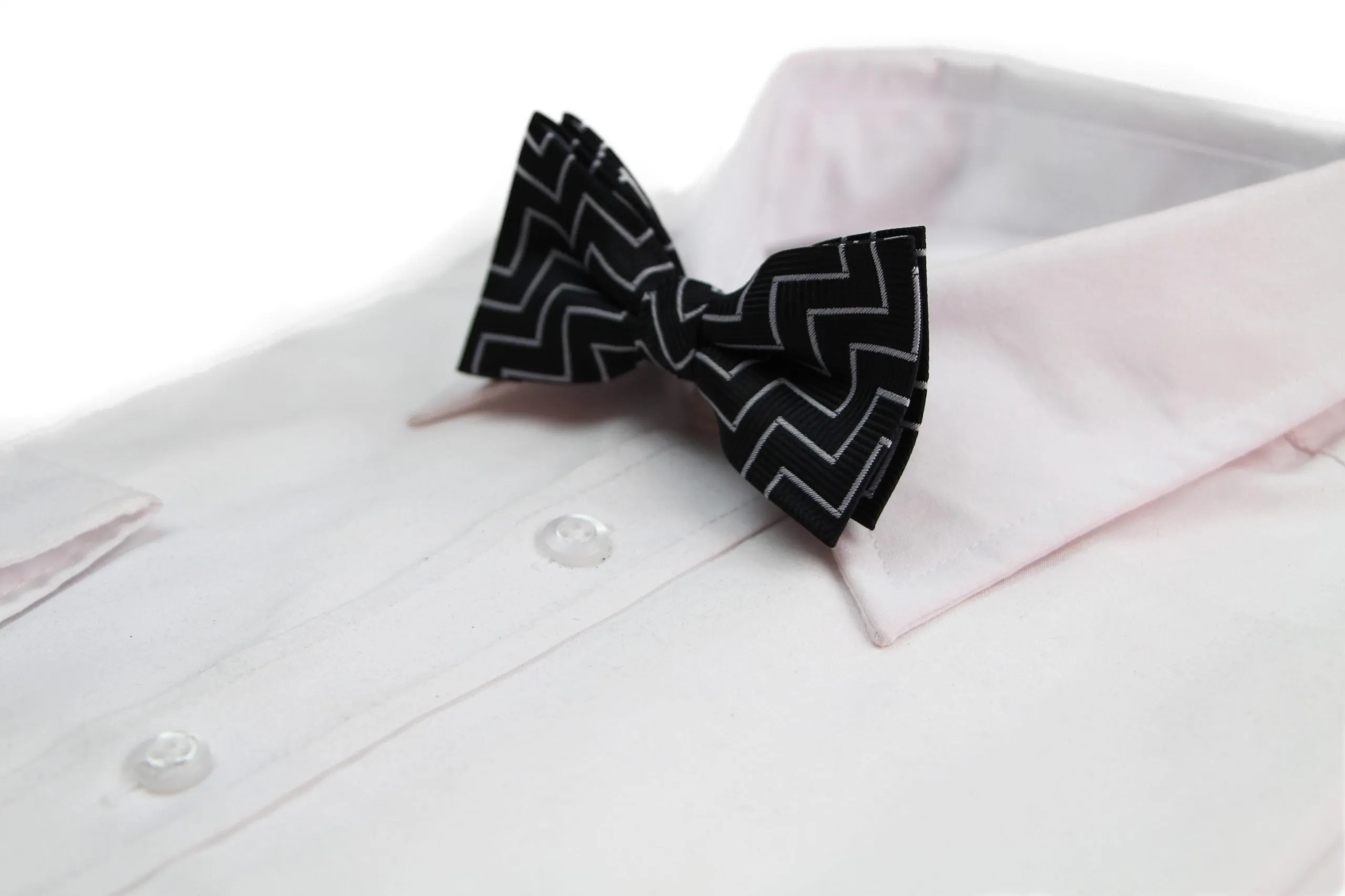 Boys Black With Silver Zig Zag Patterned Cotton Bow Tie