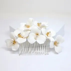 Ceramic White Flowers Freshwater Pearl Gold Hair comb And Hair Pins Set, Bridal Hair piece, Bridal Hair Accessories, Wedding Hair Accessory.