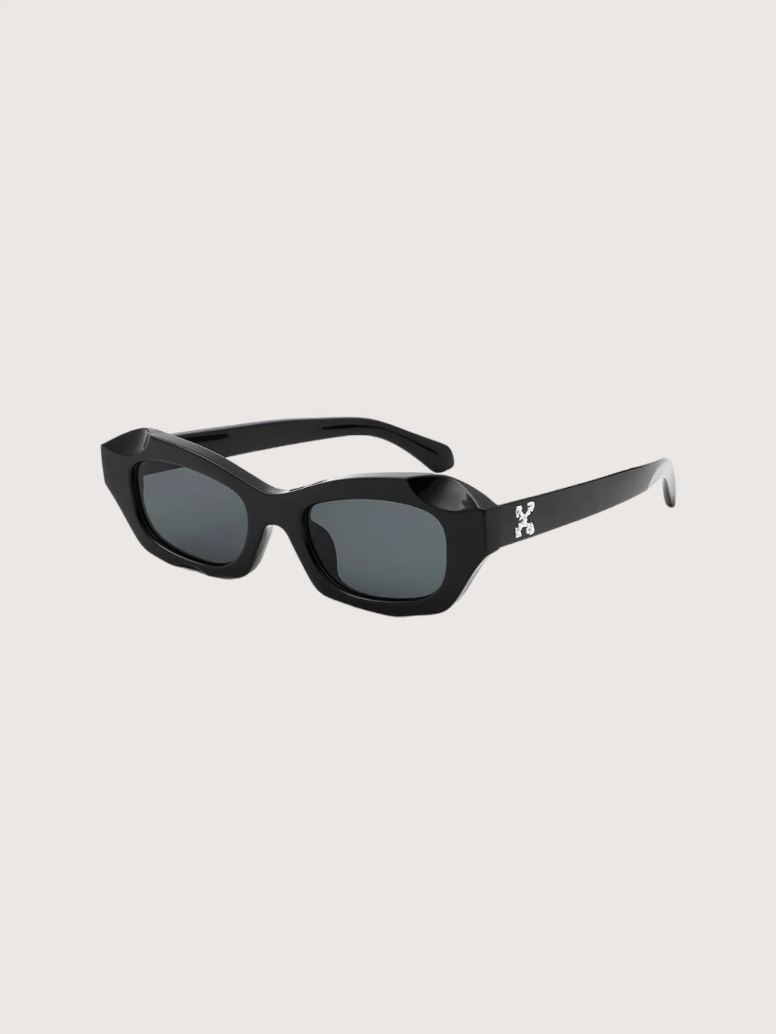 Curved Frame Sunglasses | Black