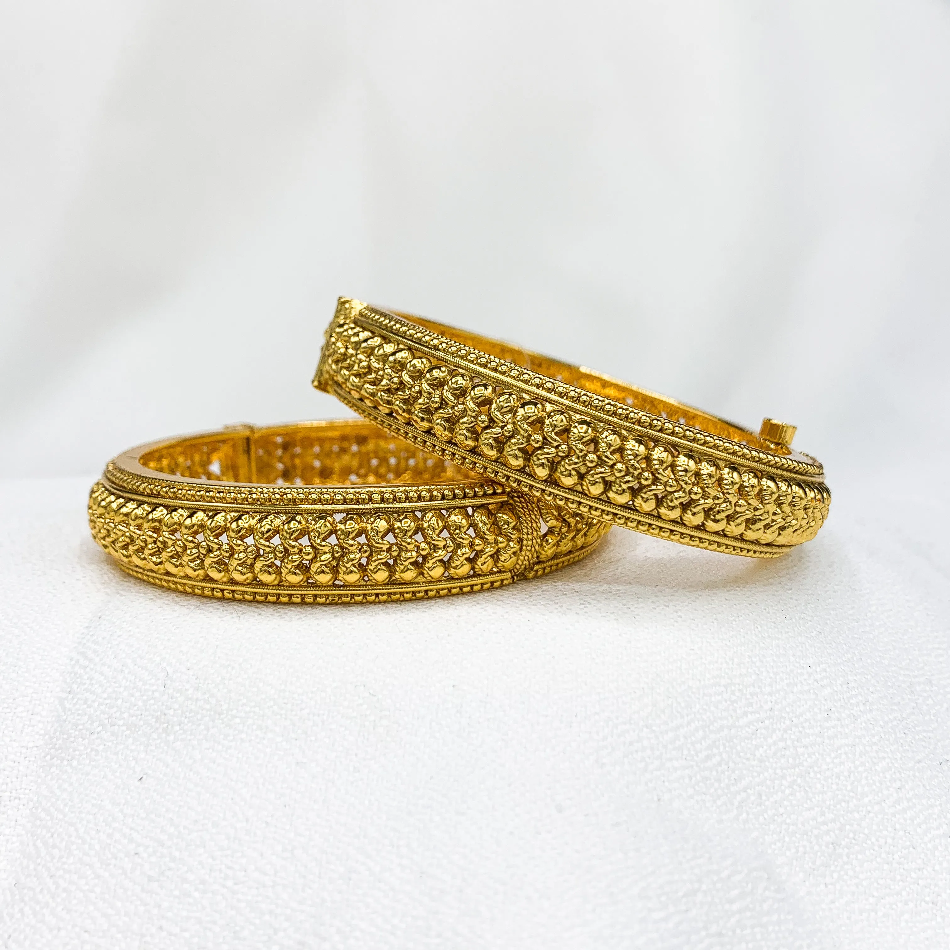 Distinctively Crafted Antique Bangle