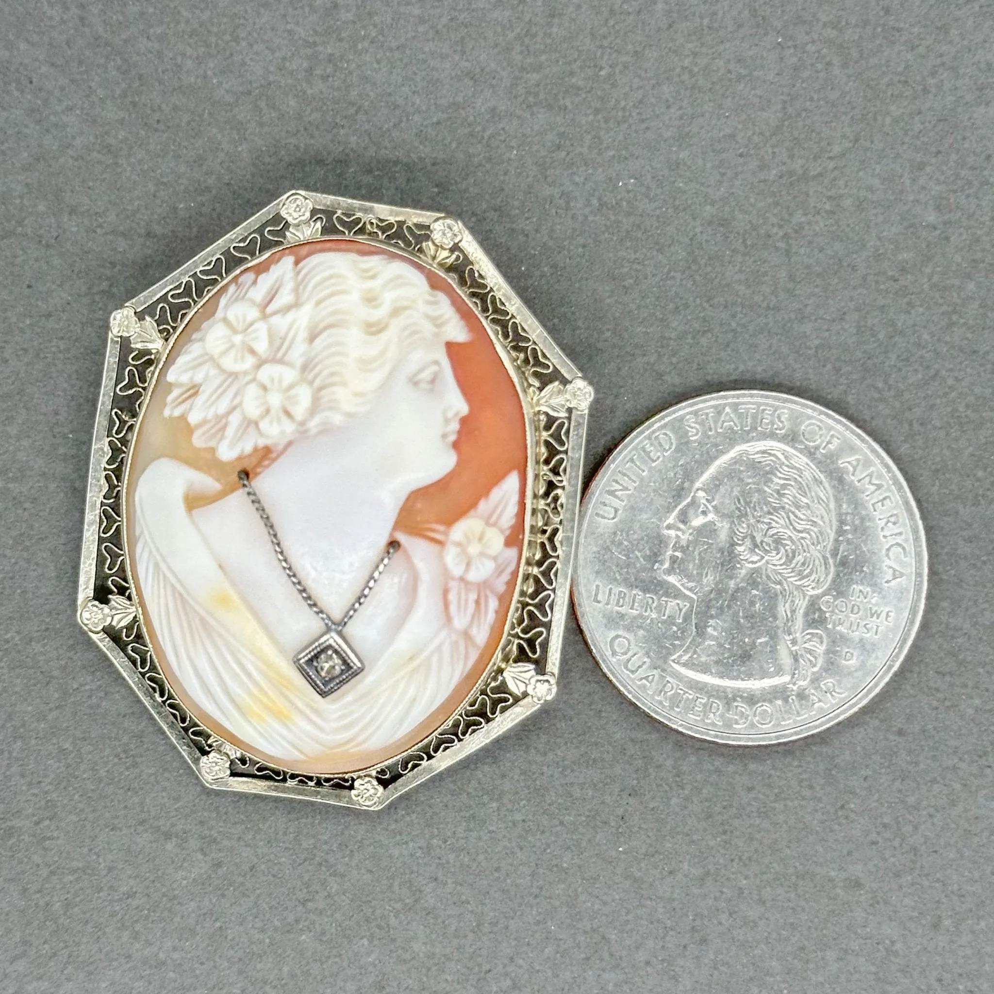 Estate 10K Y Gold Cameo w. Diamond Pendant/Pin