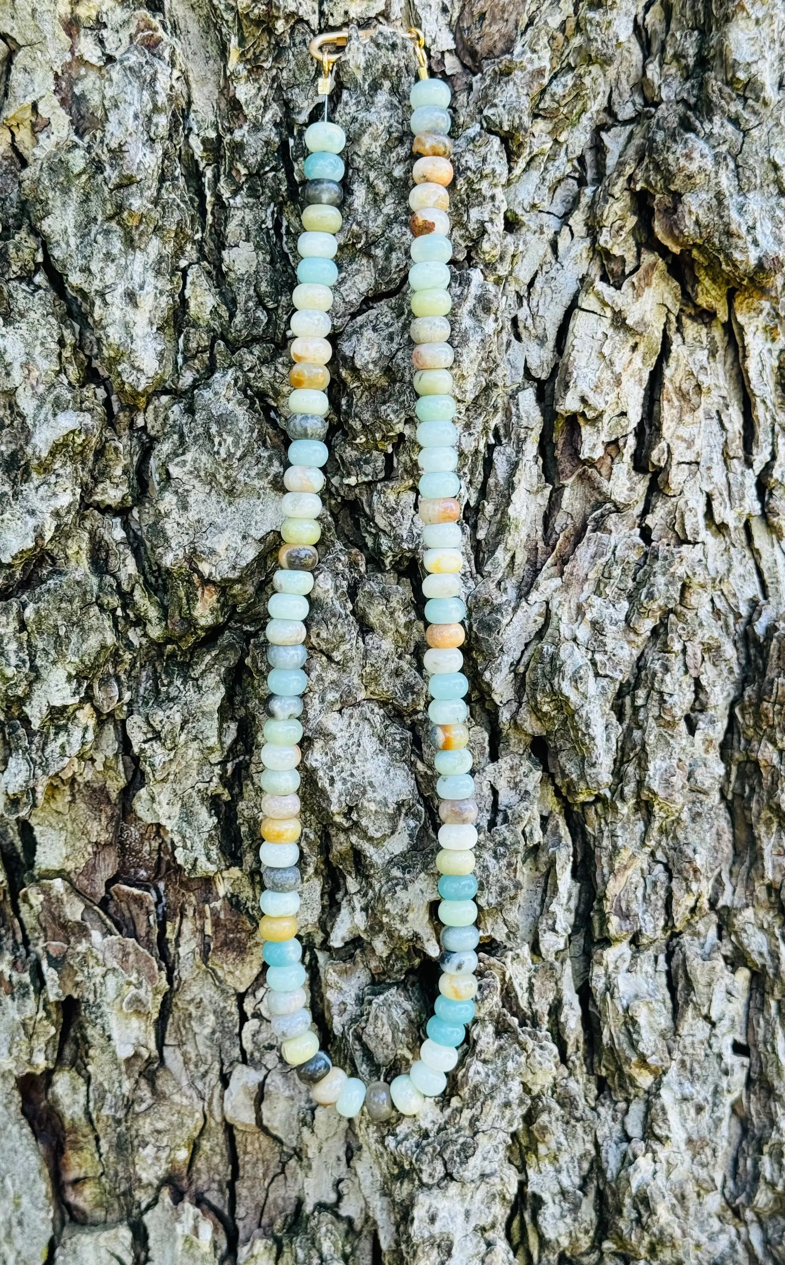 GEMSTONE NECKLACE