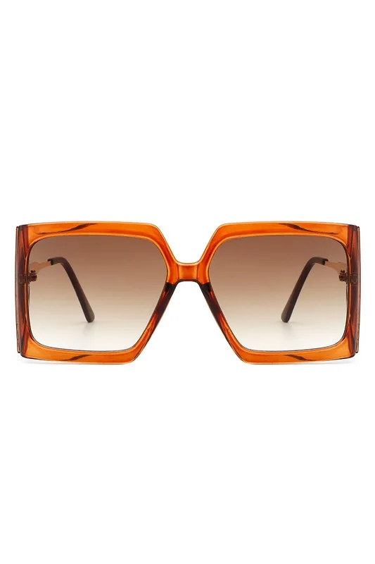 Genesis Square 70s vibe sunnies