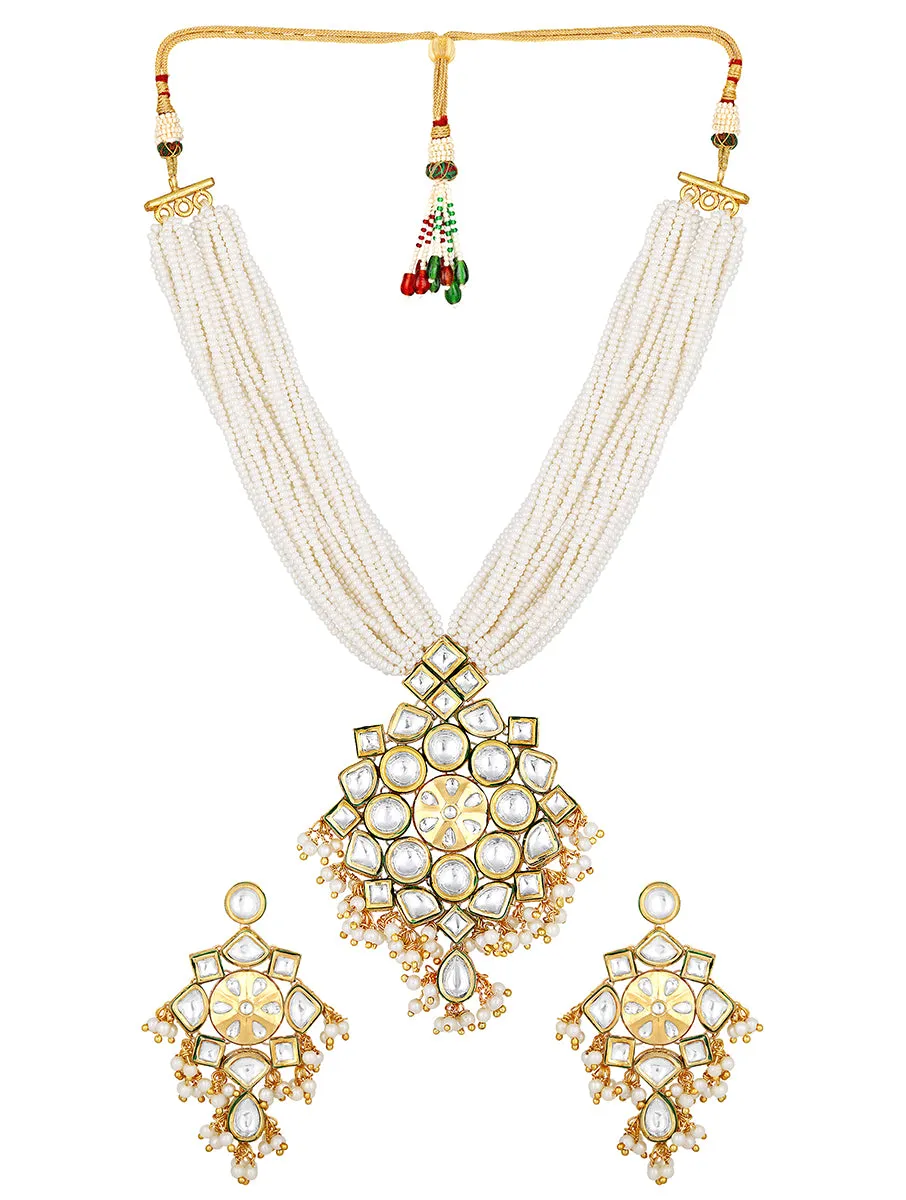 Gold Plated Kundan Necklace with Pearls