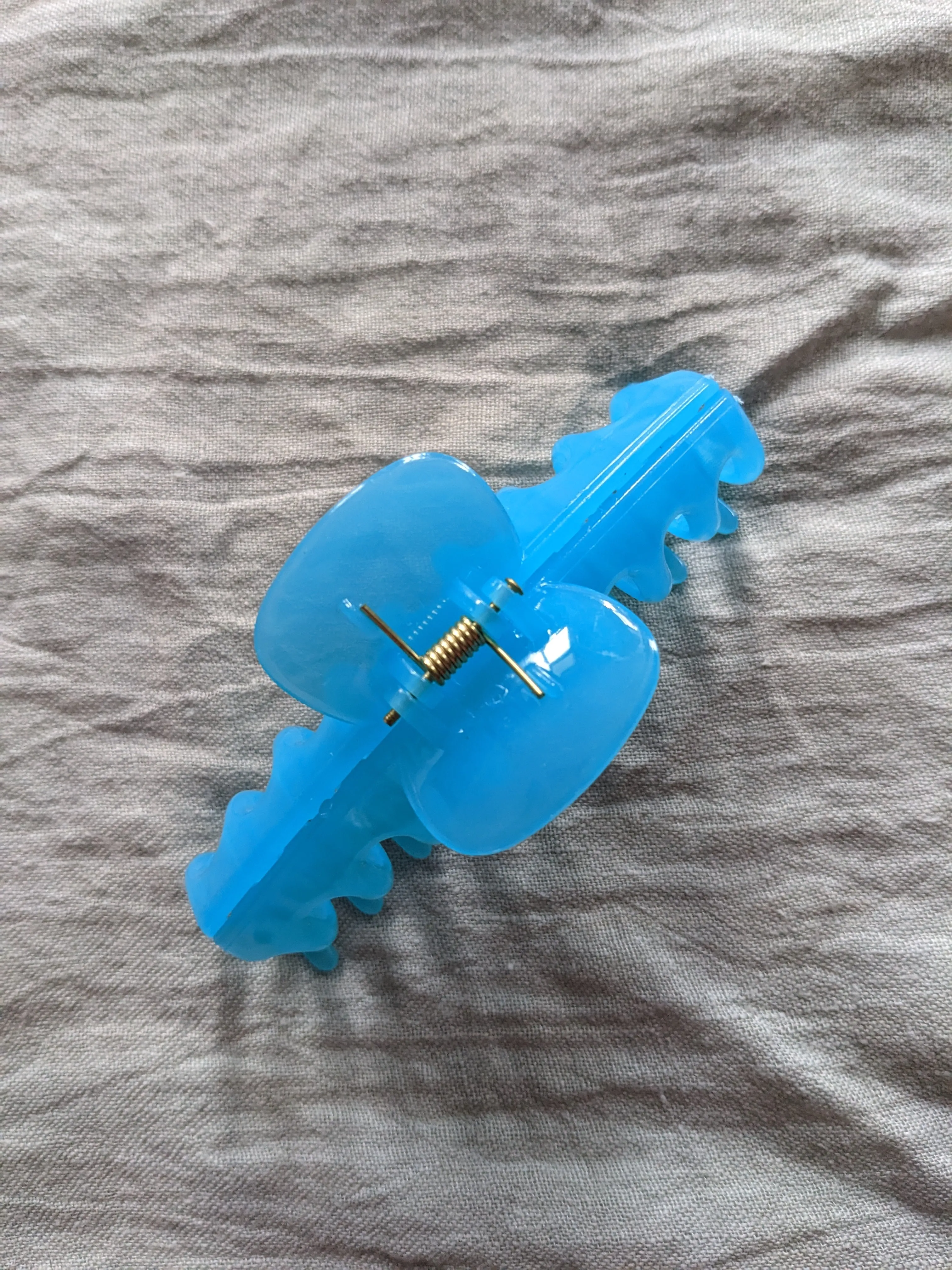 Matte Light Blue Transparent Medium Claw Clip