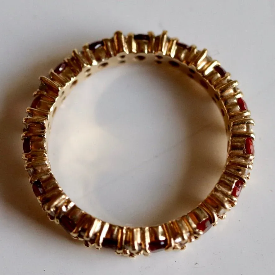 Roses are Red 14k Gold, Diamond and Garnet Eternity Band