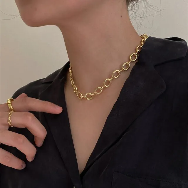 Toggle Clasp Gold Necklaces