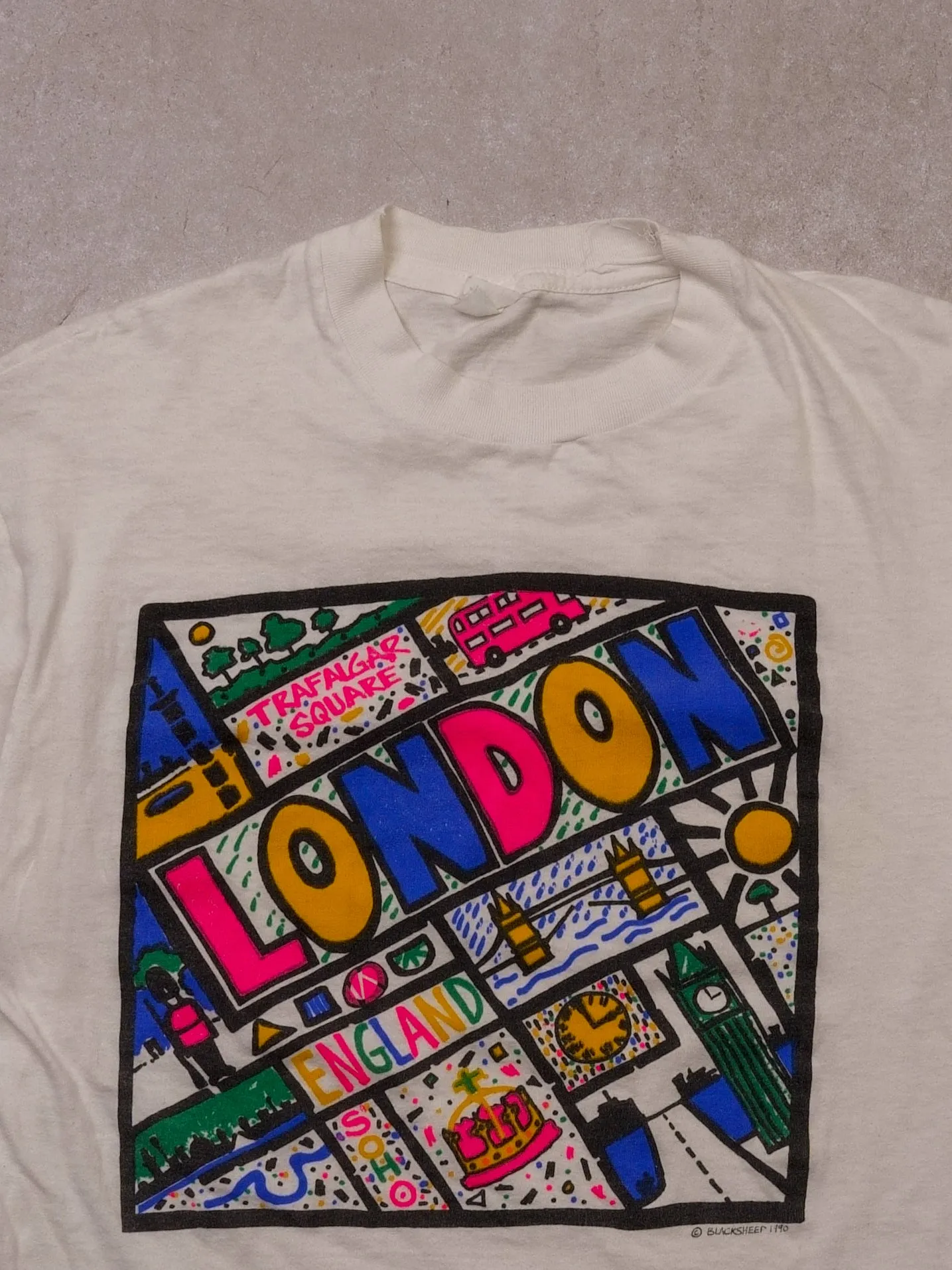 Vinage 90s White Trafalgar Square London England Tee (M)