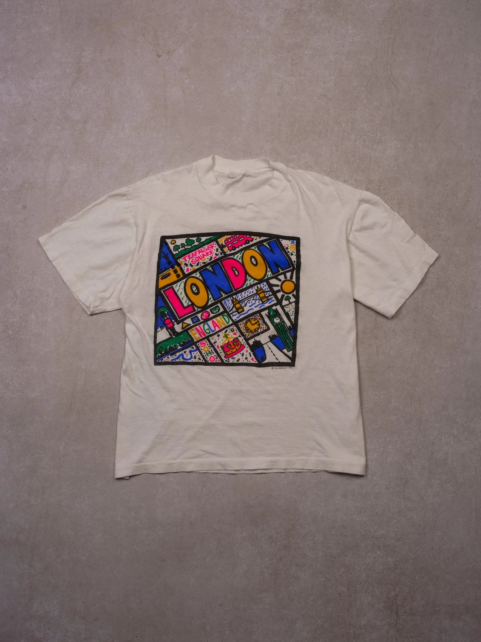 Vinage 90s White Trafalgar Square London England Tee (M)