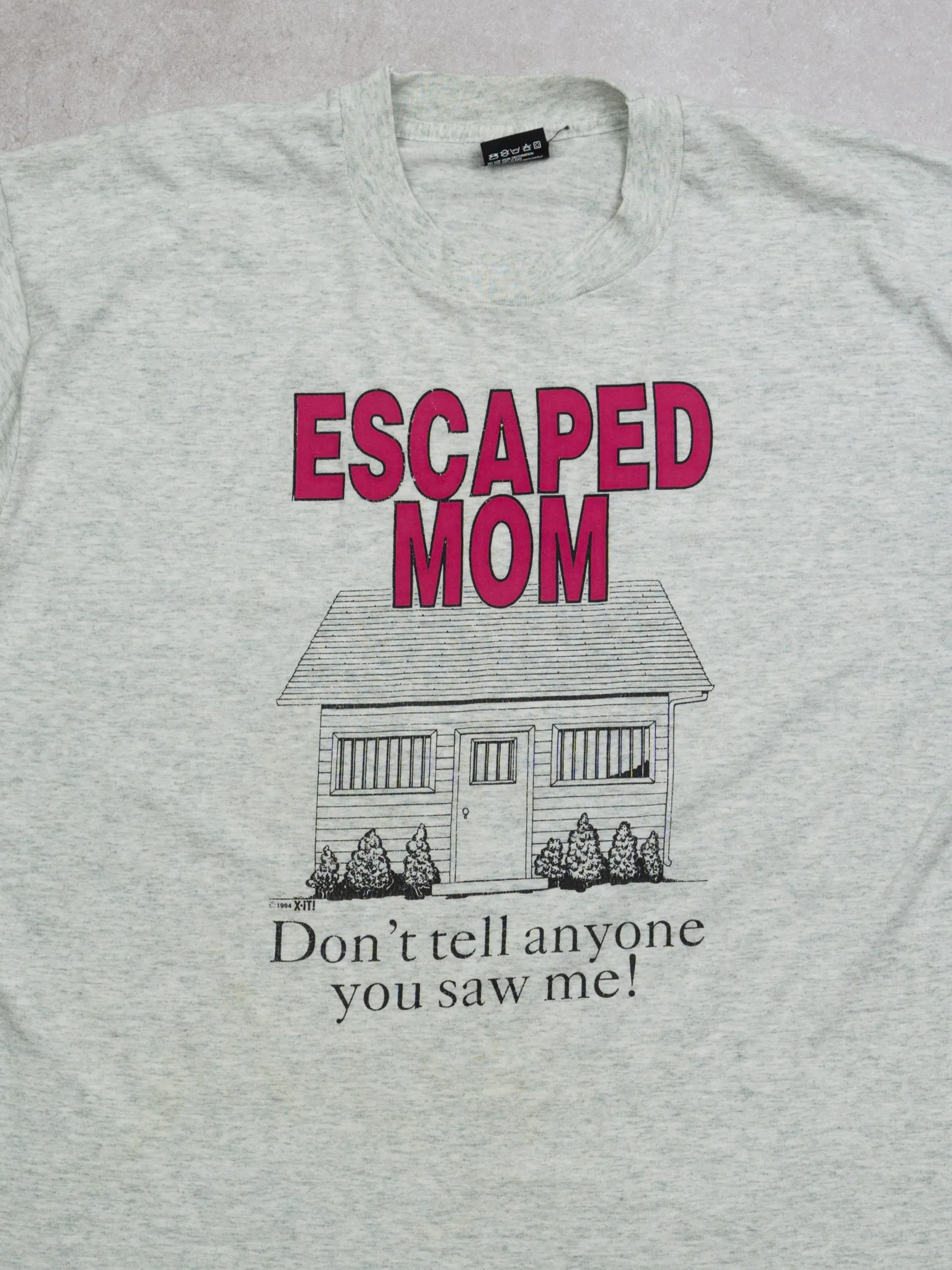 Vintage '94 Grey Escaped Mom Tee (L)