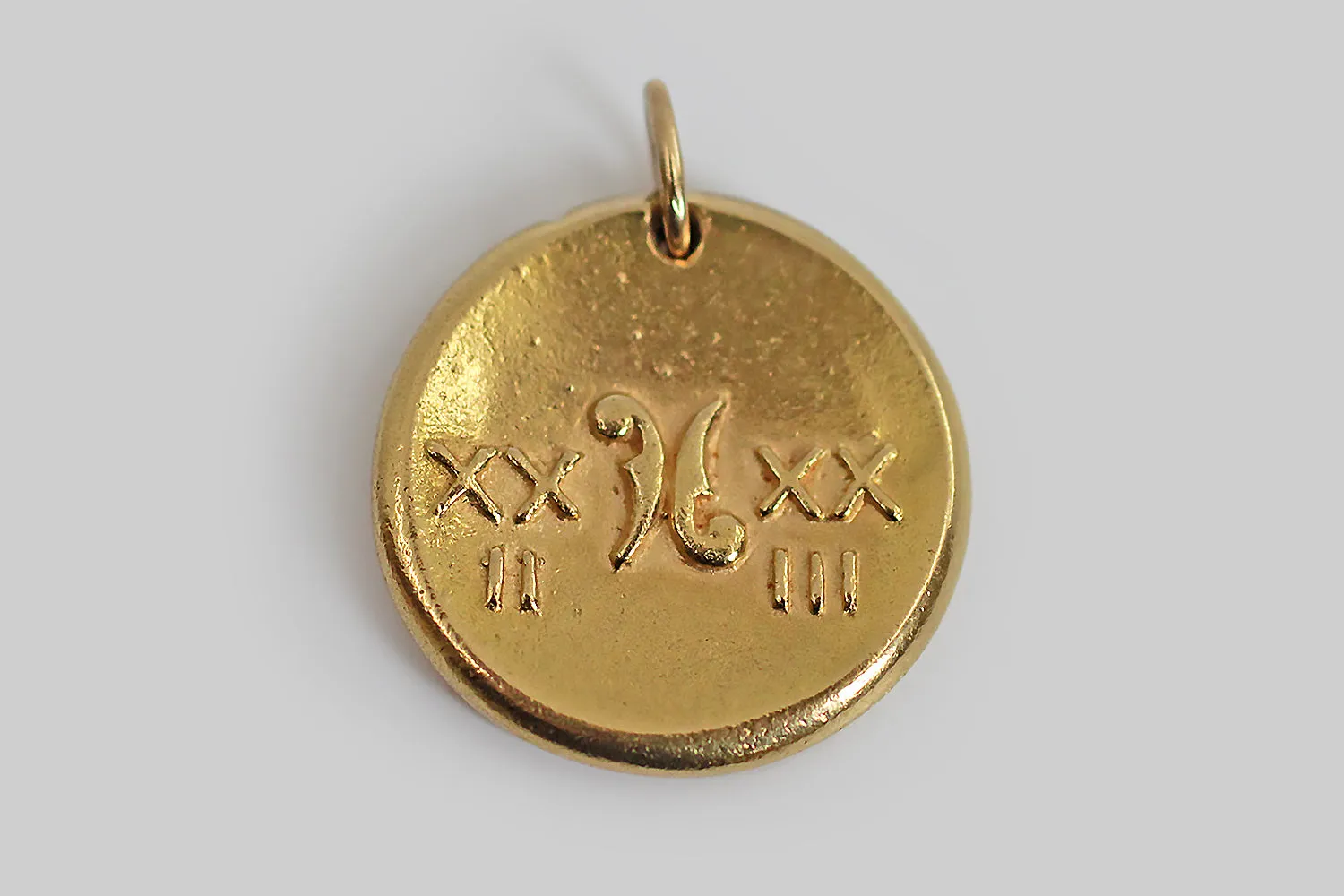 Vintage Van Cleef & Arpels Pisces Zodiac Pendant in 18k Gold